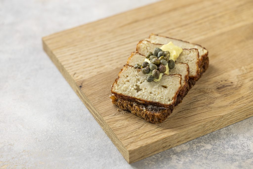 Fiskefrikadelle med remoulade og kapers god appetit flotte madder